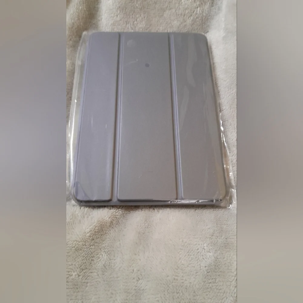 Navy Blue Tri-Fold Tablet Cover with Smooth Finish